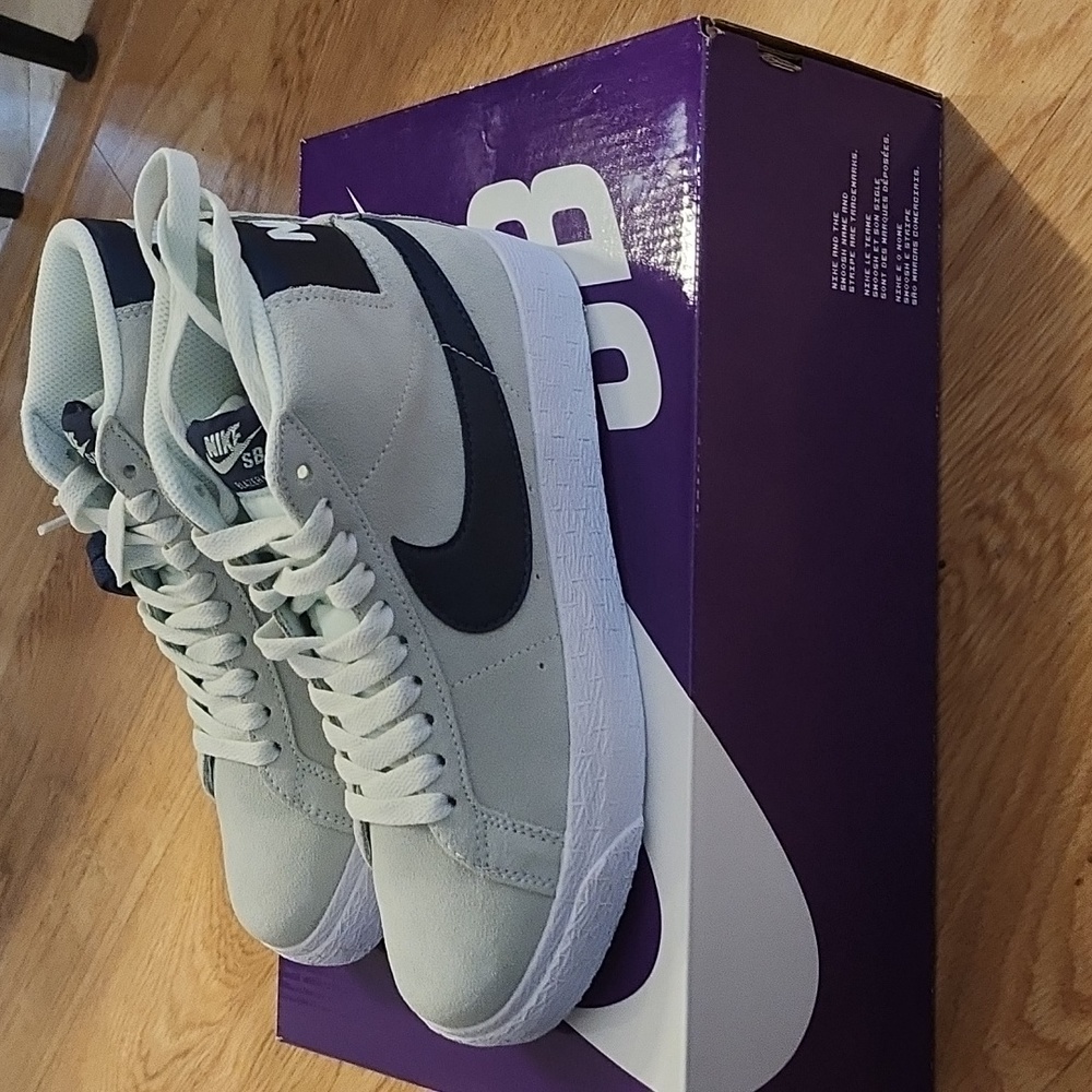 Nike SB ZOOM BLAZER MID